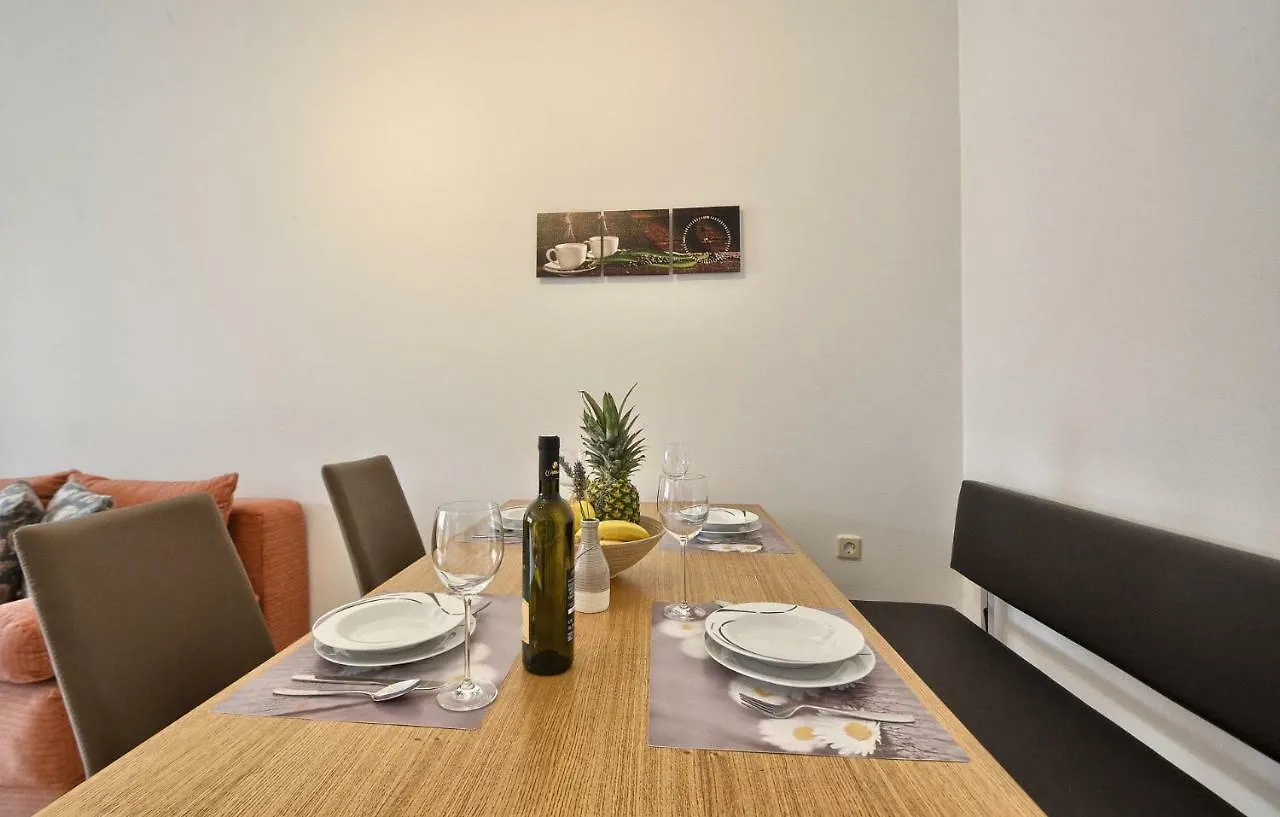 Apartments Picco Pula