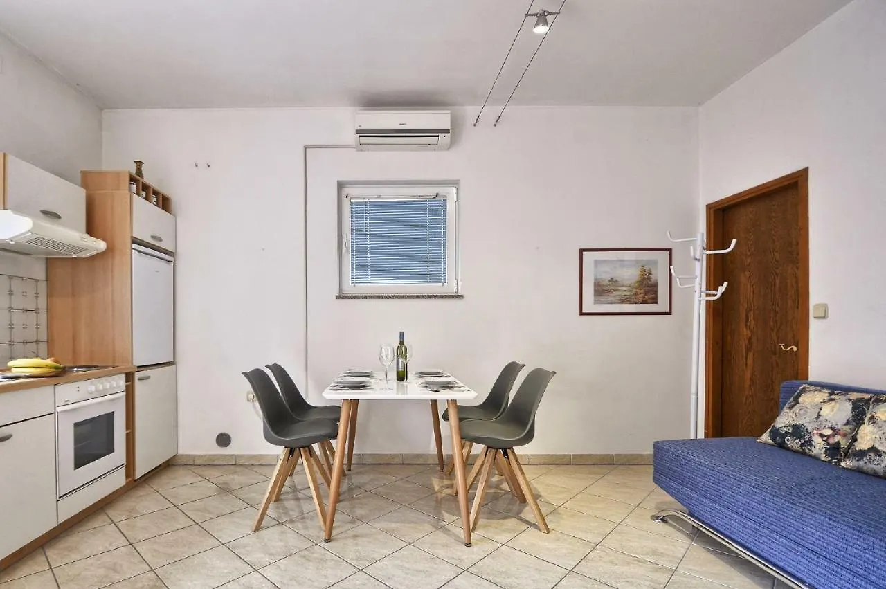 Apartments Picco Pula